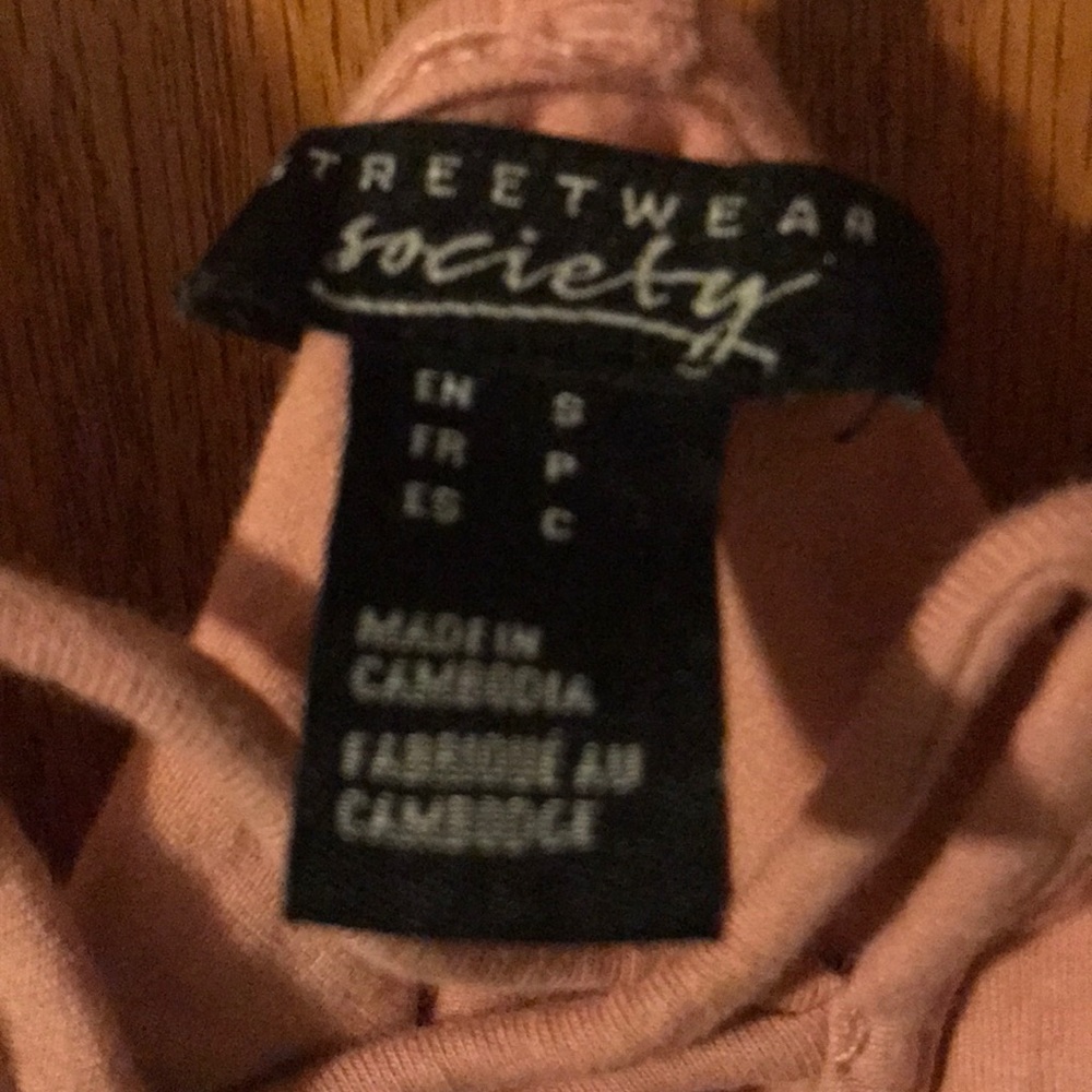 Pink crop top - Picture 2 of 2